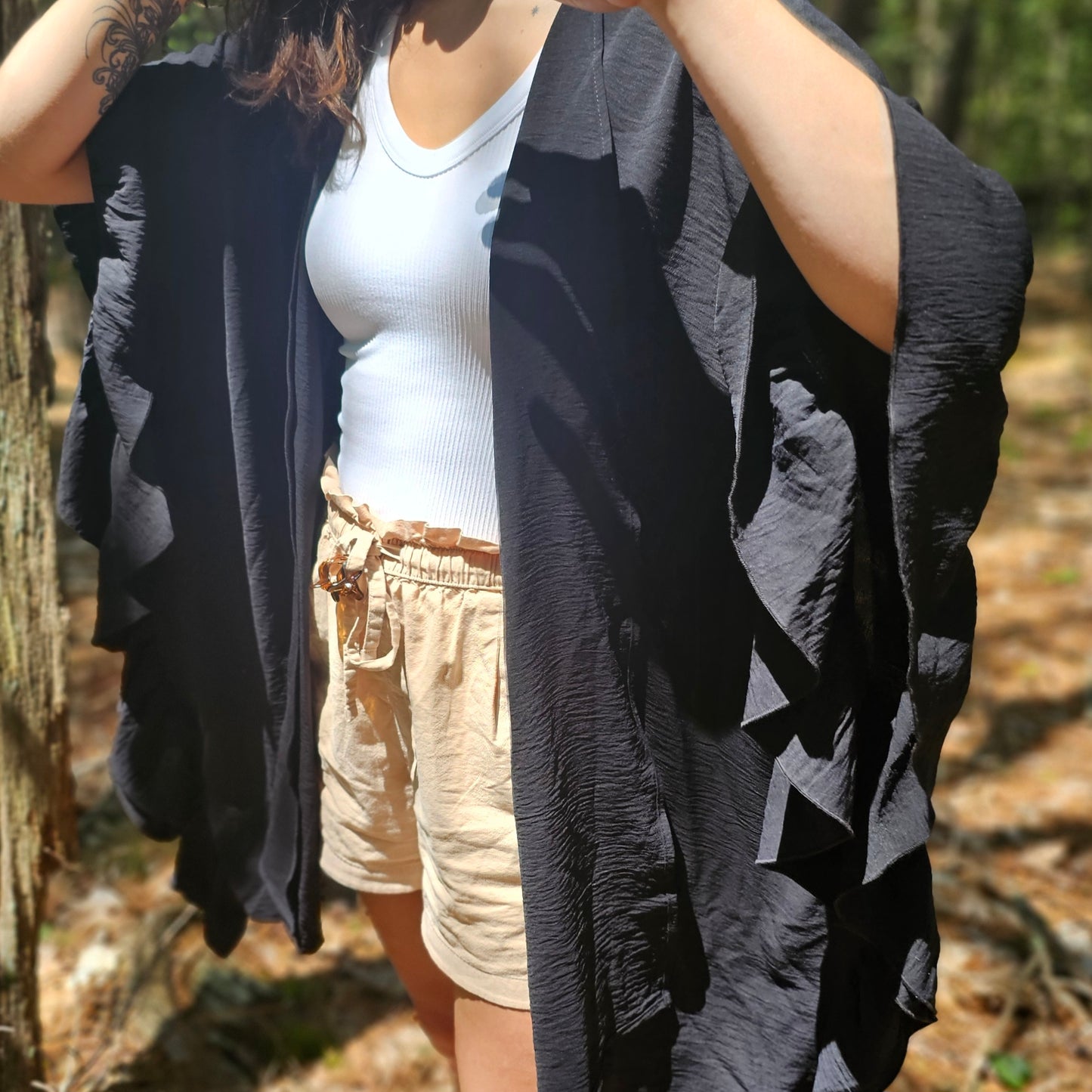 Temerita - Ruffle Kimono